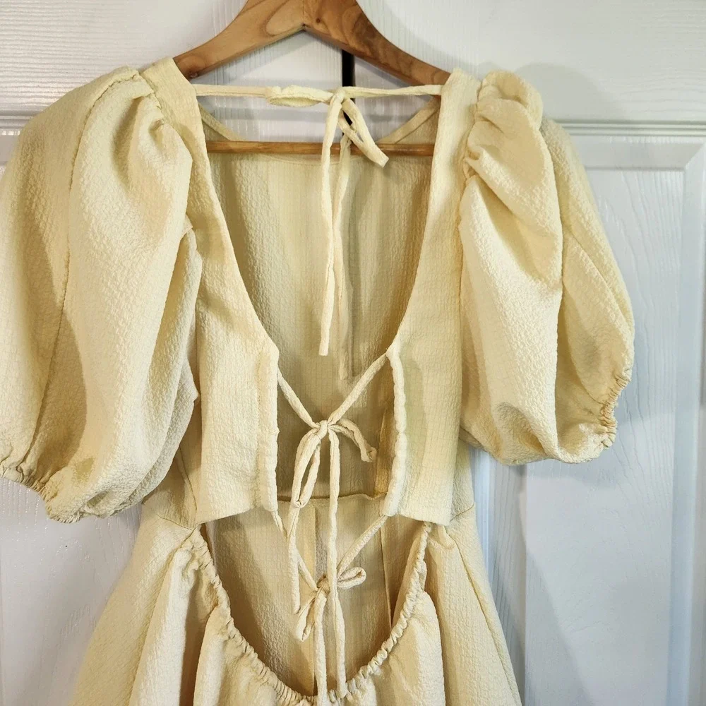 Hyfve Butter‎ Yellow Puff Sleeve Open Tie Back Tiered Romper Size Med Soft Girl